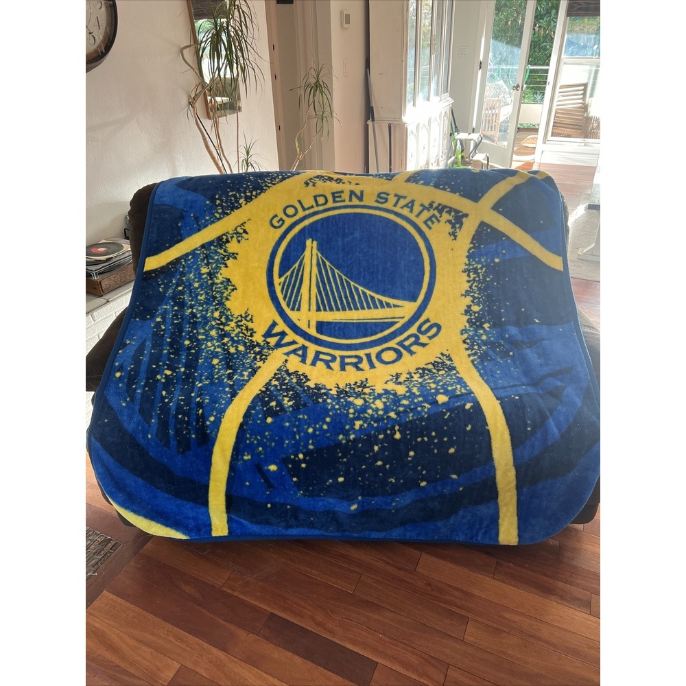 Northwest‎ Golden State Warriors 100% Polyester Blanket - 72" X 60"
